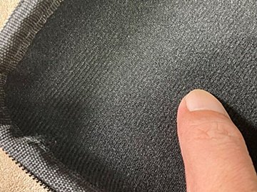 ダイソーさん値付け間違ってない…？大容量＆潰れない「多用途ポーチ」が優秀すぎる