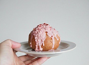 【ローソン】クリームを増量して登場「栃木とちおとめ苺の生カスタードシュークリーム」