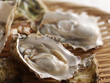 「牡蠣（かき）」といっしょに食べちゃダメな食品はある？牡蠣に多い栄養素のNG組み合わせ