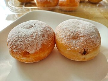 １つ56円！【コストコ】超人気ベニエに新作でた！甘酸っぱいパッションフルーツ味がおいしい