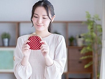 財布ひとつで貯金上手に！FPが教える『貯まる財布の工夫』4選