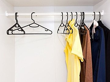 【暮らしを整える】11月に手持ち服を見直すべき3つの理由