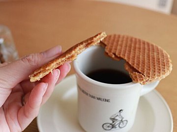 【3COINS】ちょっとした手土産にもピッタリ！パッケージもかわいいおやつを紹介