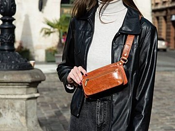 一歩間違えるとダサいおばさんに！40代が持たない方がいいバッグとは？