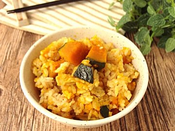 簡単激うま！おかずとの相性バッチリの「炊き込みご飯」3選