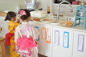 夏休みも「食費5万円台をキープ」できる家庭は昼食＆おやつに何を食べている？