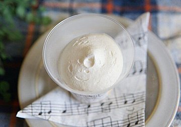 【ローソン】アレンジも自在な「夢のダブルクリームだけ　ホイップ＆カスタード」