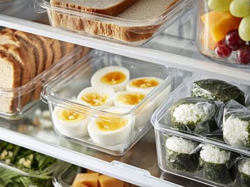 プラスチックvs.ガラスどちらが便利？家庭用保存容器のメリット＆デメリットまとめ