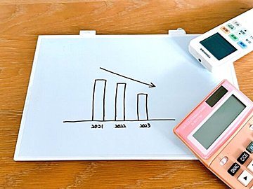 【電気代】前年より減少！エアコン必須の時期に使用量が減った効果的な家電の使い方