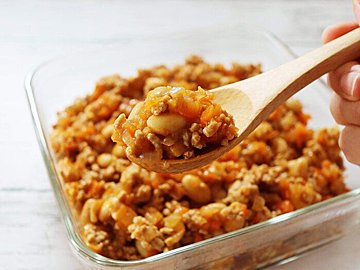 作り置きはこれだけでいいかも！栄養満点でアレンジ無限な「ポークビーンズ」