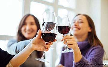 お酒を楽しみたいなら「筋肉」を増やせ⁉アルコールと筋肉の意外な関係とは？