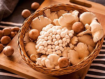 じつは避けたほうがいかも!?野菜のプロが教えるキノコのもったいない食べ方3選