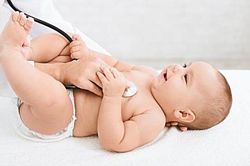 赤ちゃんが発熱 解熱剤 本当に使ってもいいの 使いどきは 小児科医が解説 たまひよ
