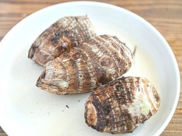 【旬食材】皮むきはレンジで簡単♪里芋の簡単な下処理方法＆メイン食材は里芋だけ！簡単レシピ2選