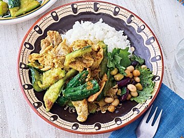 きゅうりは「炒める」が正解！包丁を使わずらくらく完成するレシピ