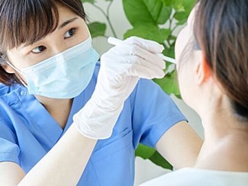 治らない口内炎、じつは「がん」の可能性も⁉放置するとヤバい口内炎の特徴