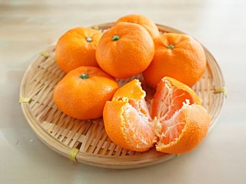 捨てないで！みかんの皮はおいしく食べられる！保存法とおすすめ料理4選