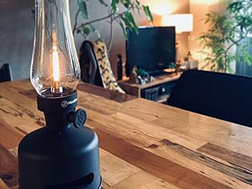 【ルームスタイリストが手放せないアイテム】暮らしの質を上げる！ポータブルランプの魅力・3選