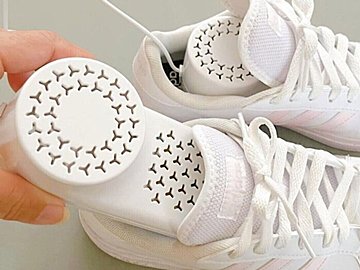 ダイソーなら半額！【ダイソー】「USB式シューズドライヤー」のご紹介