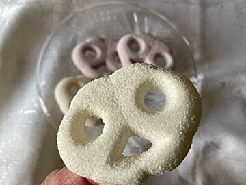 超人気「グミッツェル」に新たな仲間が登場！雲のような「もふふわ食感」が魅力のお菓子とは