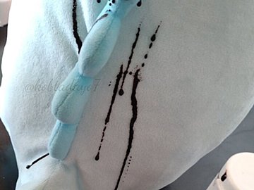 1歳の弟が兄のぬいぐるみを汚してしまった！必死で汚れを取ろうとする弟の姿と、寛容な兄の神対応に感動する人続出