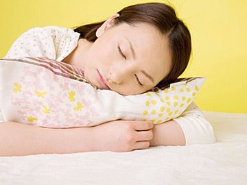 数秒～20分の「ナップ」（お昼寝）で疲労をリセット！