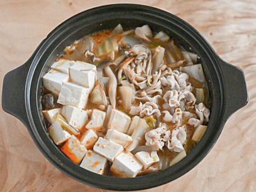 【無印良品】お店に出てくるような火鍋を自宅で手軽に楽しもう♪安く手に入るきのこを主役にするお手軽レシピ付き