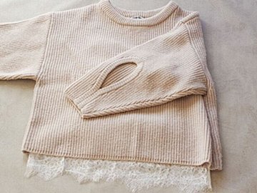 裾から見せると今っぽいアイテム「レースキャミソール」40代はこう着こなす！