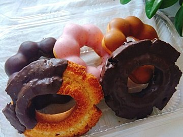 【業務スーパー】5個で699円！業スーの｢ドーナツセット｣が味もコスパも最強だった