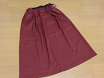 【ワークマン】忙しいママにも嬉しい機能がたっぷり！1900円のお洒落ロングスカートを発見！