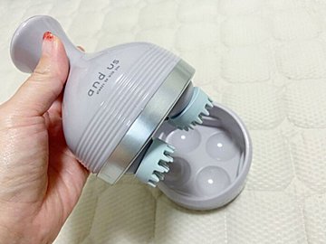 【3COINS】セールじゃないんです！ヘッドケアマシンが2,200円で購入できるってマジ？！