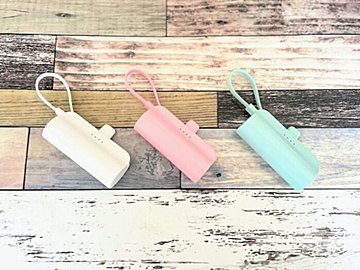 【ダイソー】1,100円でも買って正解！コンパクトで使える「神スマホアイテム」