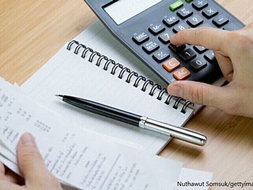 【税理士が解説】確定申告で還付が受けられる税金〈医療費控除：セルフメディケーション税制〉