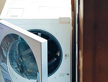【プロ監修】洗濯物がにおう原因は生乾きじゃない！？最高にラクな臭い対策