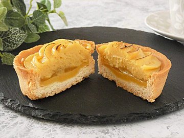 【ファミマ】しっとり濃厚なめらかな新作「台湾密いものスイートポテトタルト」は大満足の贅沢スイーツ