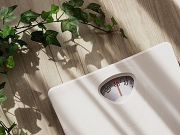 荷物を持つ時・PCやスマホを使う時に意識して！ちょっとしたことでやせ体質になるやせしぐさ