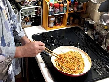 味噌汁にバター…じつは合うんです！絶対試したくなる「いつもの料理にひと工夫」のアイデア6選