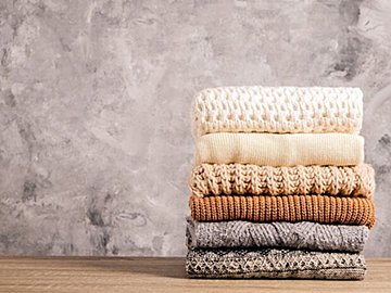 【GU】ON/OFF活躍するニットジャケットが超使える！大人女子にぴったりコーデ