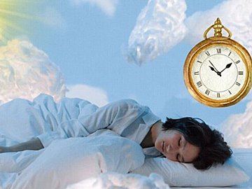 夜、睡眠の途中に目覚めた時にしない方がいいこと