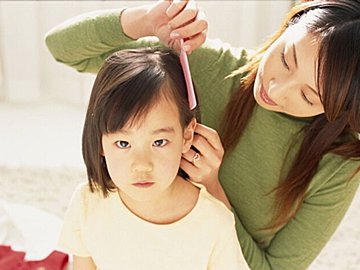 「えまって」驚きのあまり言葉を失ったママ。無邪気に見せられた3歳娘の髪型が衝撃的だった