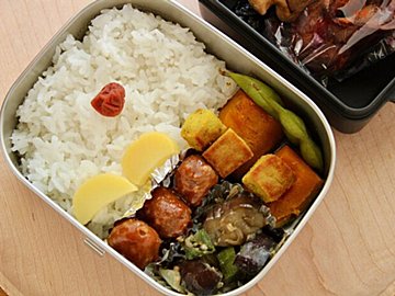 市販のおかずにたよっても大丈夫！お弁当のバランスをよくするコツ3選