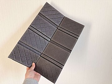 飛ぶように売れてる【ダイソー】「アウトドアだけじゃもったいない！」超優秀人気グッズ3選