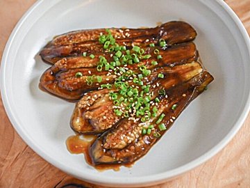 【カルディ】なすをおいしく食べる！なすの本数に合わせて使い分け♪おすすめ商品3選＆アレンジレシピ付き