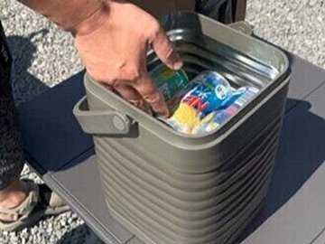 持っている人も多いのでは？【ワークマン】「暑い夏に大活躍」スクエア真空ハイブリッドコンテナのご紹介