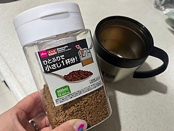 【ダイソー】ひとふりで小さじ1ってわかりやすい！超便利なコーヒーボトルがあった！