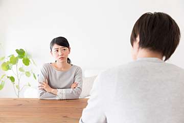 口論では圧倒的優位なために…男性を言い負かす3タイプの女性たち