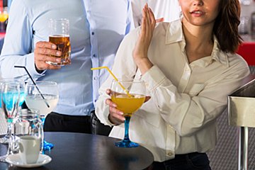 飲み会は下ネタだらけ！　恋愛や彼氏について話を振られたときの対処法