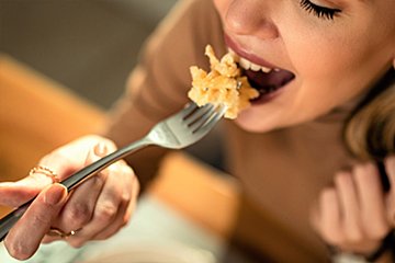 「私の満腹はどこ…？」　暴走する食欲、みんなはどうやって止めてる？