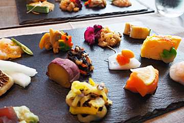 浅草に彩り鮮やかな和食店がオープン！　見て食べて日本文化を堪能