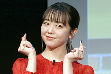 峯岸みなみ、恋人との記念日はどう過ごす？　「おいしいご飯やプレゼントより…」